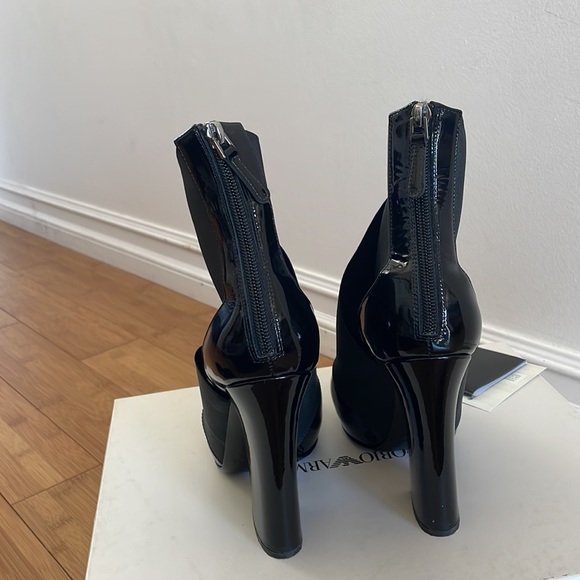 Emporio Armani black patent leather booties 38 - Picture 9 of 11